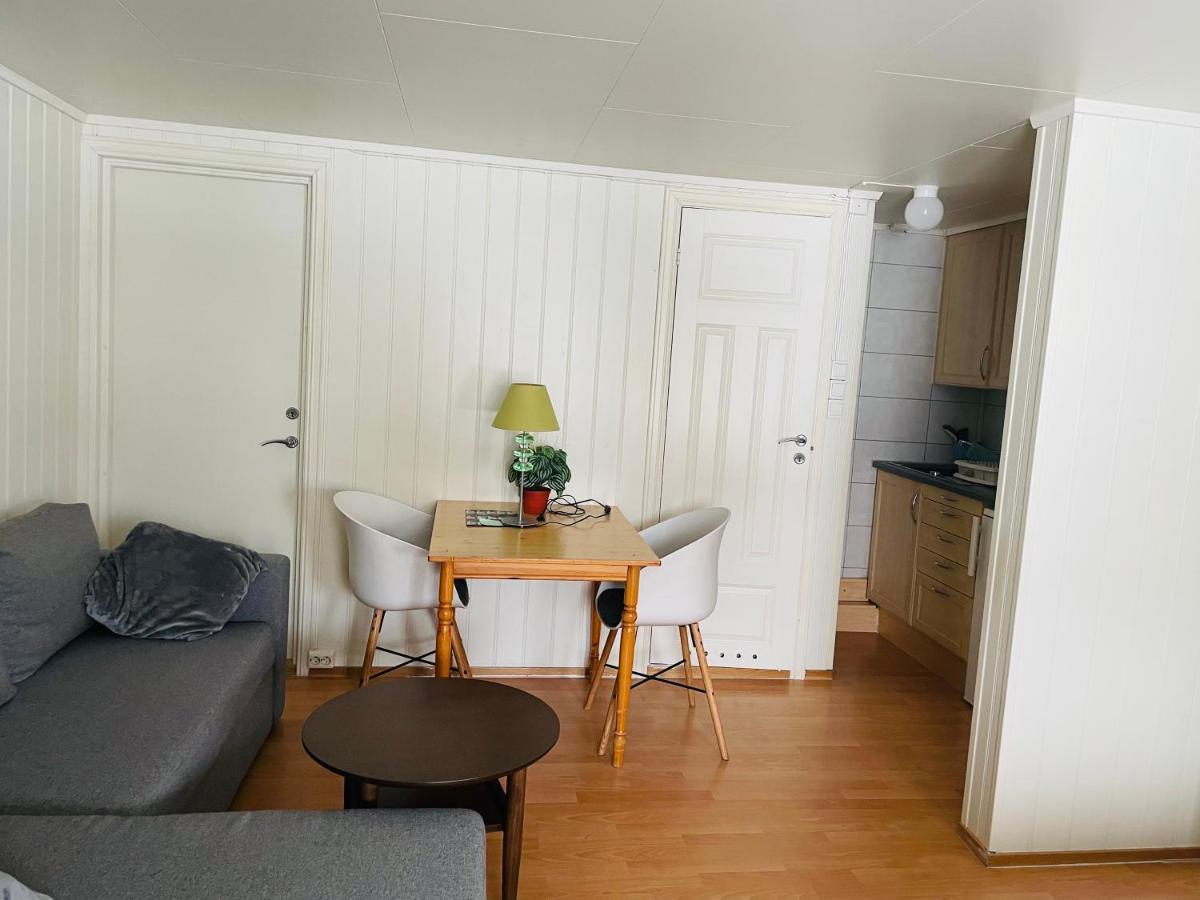 Aurora Apartment Very Close To Fjellheisen Tromso Bagian luar foto